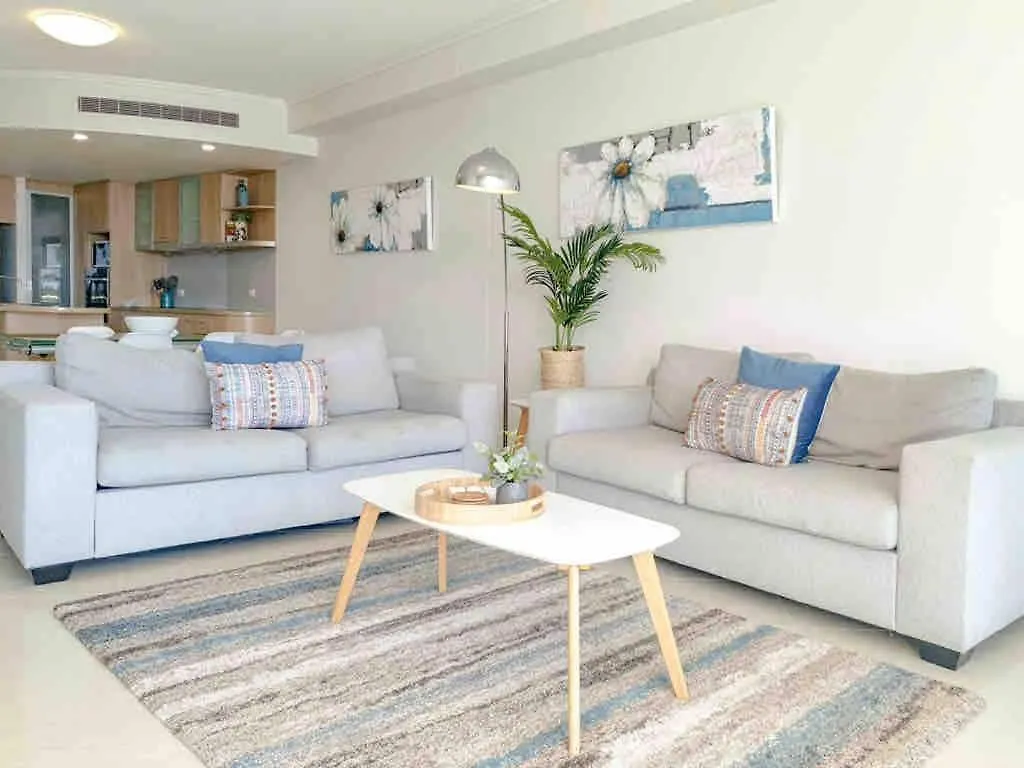Apartment Ferienwohnung Waterfront Elegance With Pool & Jetty Access Buddina