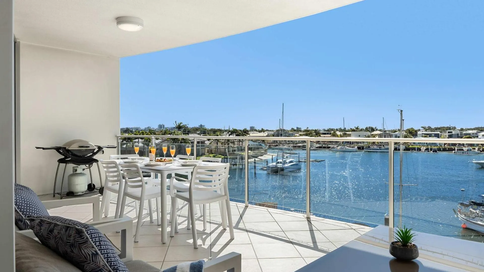 Ferienwohnung Waterfront Elegance With Pool & Jetty Access Buddina 0*,